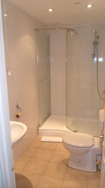 Skyways Hotel Слау Номер фото